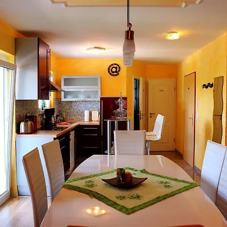 Apartamento Euro As *